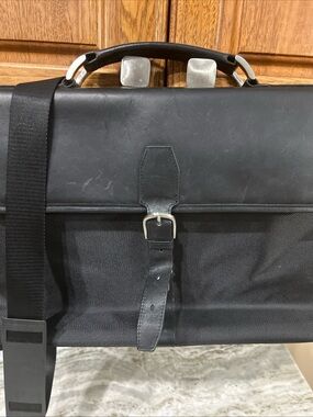 Joseph Abboud BLACK LEATHER Trim CANVAS LAPTOP Messenger Bag NY GIANTS LOGO.